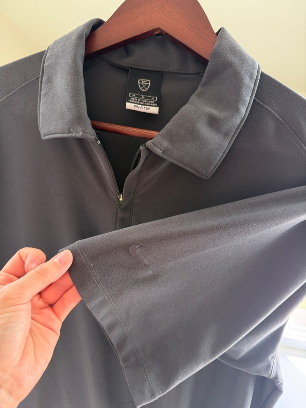 Nike Golf Zip Polo - Picture 4 of 5